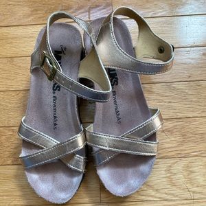 MukLuk Wedges